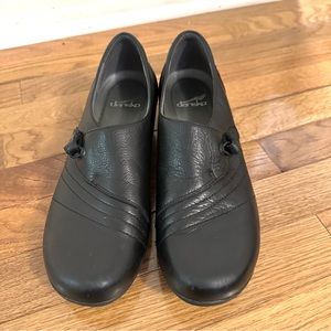 Dansko Black Franny Loafer Sz 41/10.5